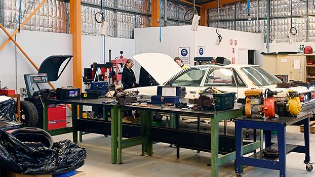 Fee-free and reduced-fee courses: Jobs & Skills WA