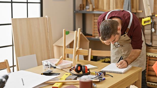 Fee-free and reduced-fee courses: Jobs & Skills WA