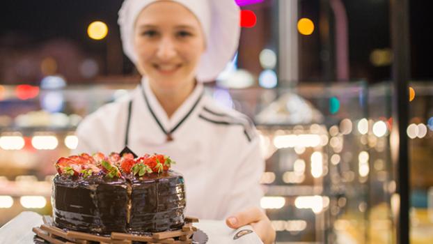 Jobs and Skills WA: Hospitality and baking courses